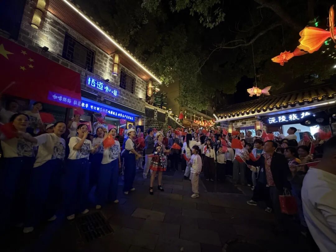国庆七天 乐在五溪㊾|国庆假期过半,怀化文旅怎么还如此“上头”?