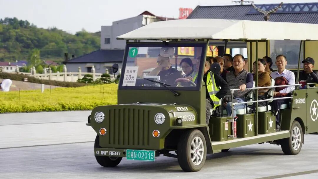 国庆文旅热度高涨 芷江红色研学与科普体验人气双旺