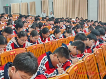 会心同行 筑梦未来——会同靖州选调生进校园开展升学经验宣讲活动